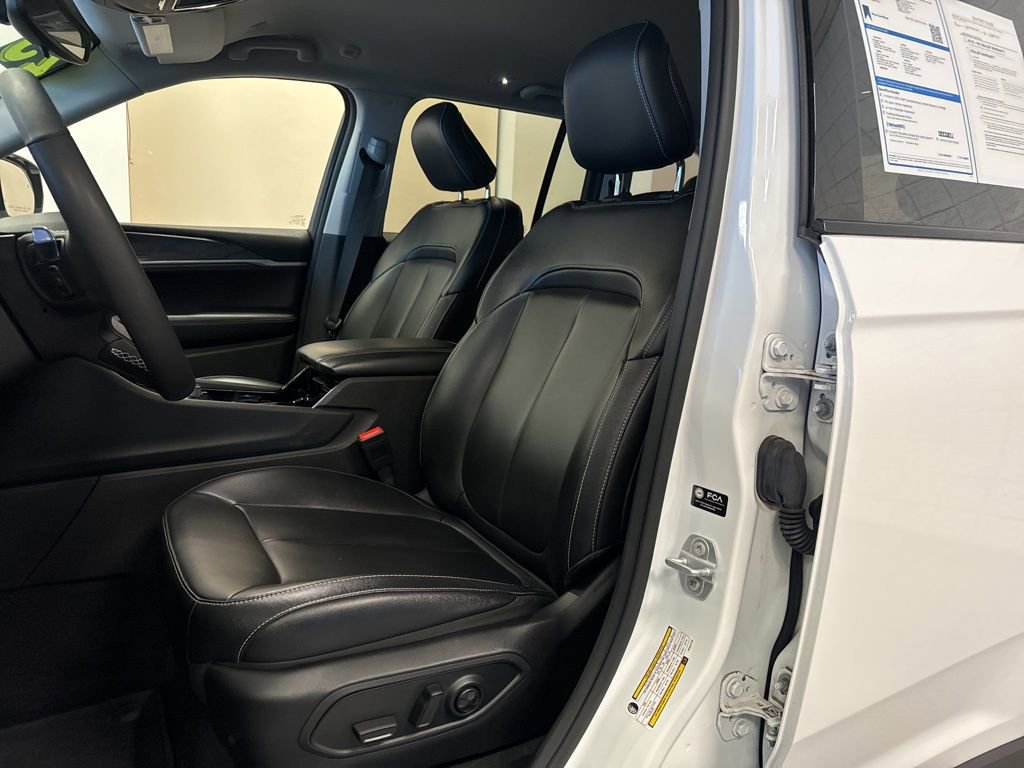 Used 2023 Jeep Grand Cherokee Limited w/ Trailer Tow Prep Group (B) image 22