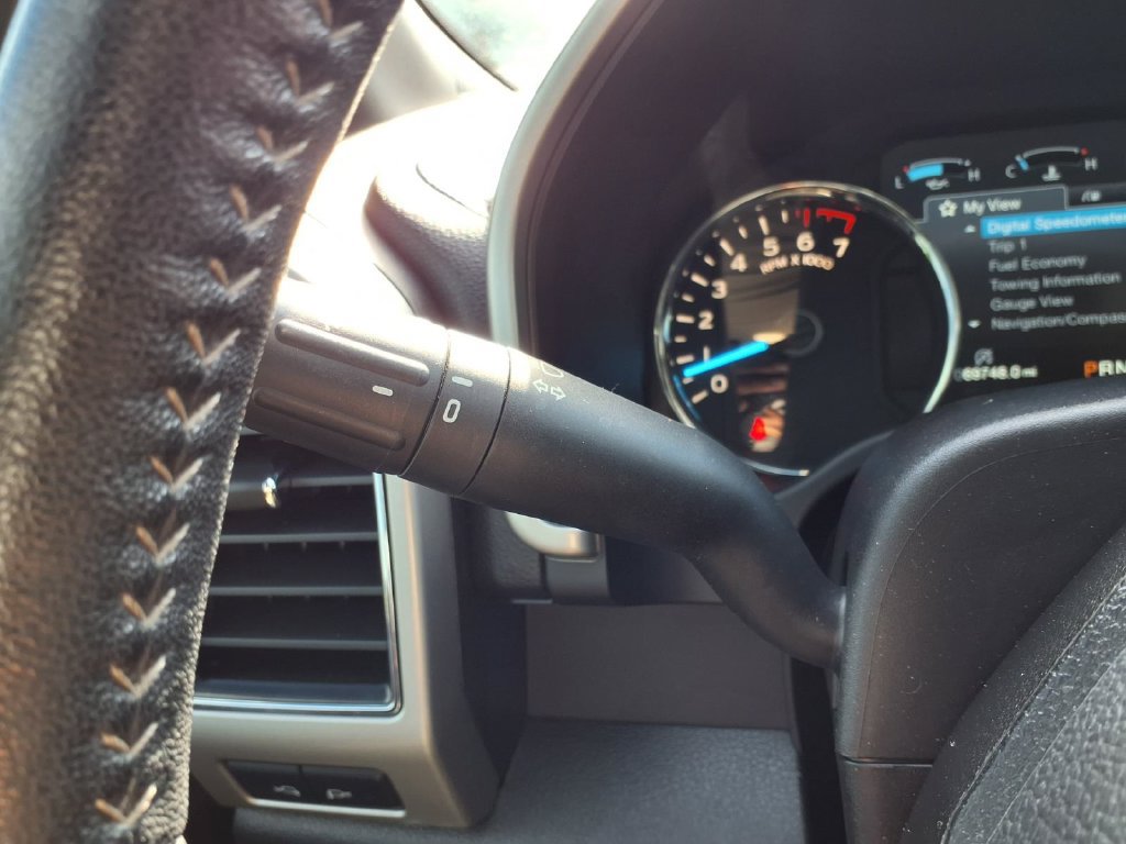 Certified 2019 Ford F150 Lariat RWD image 21