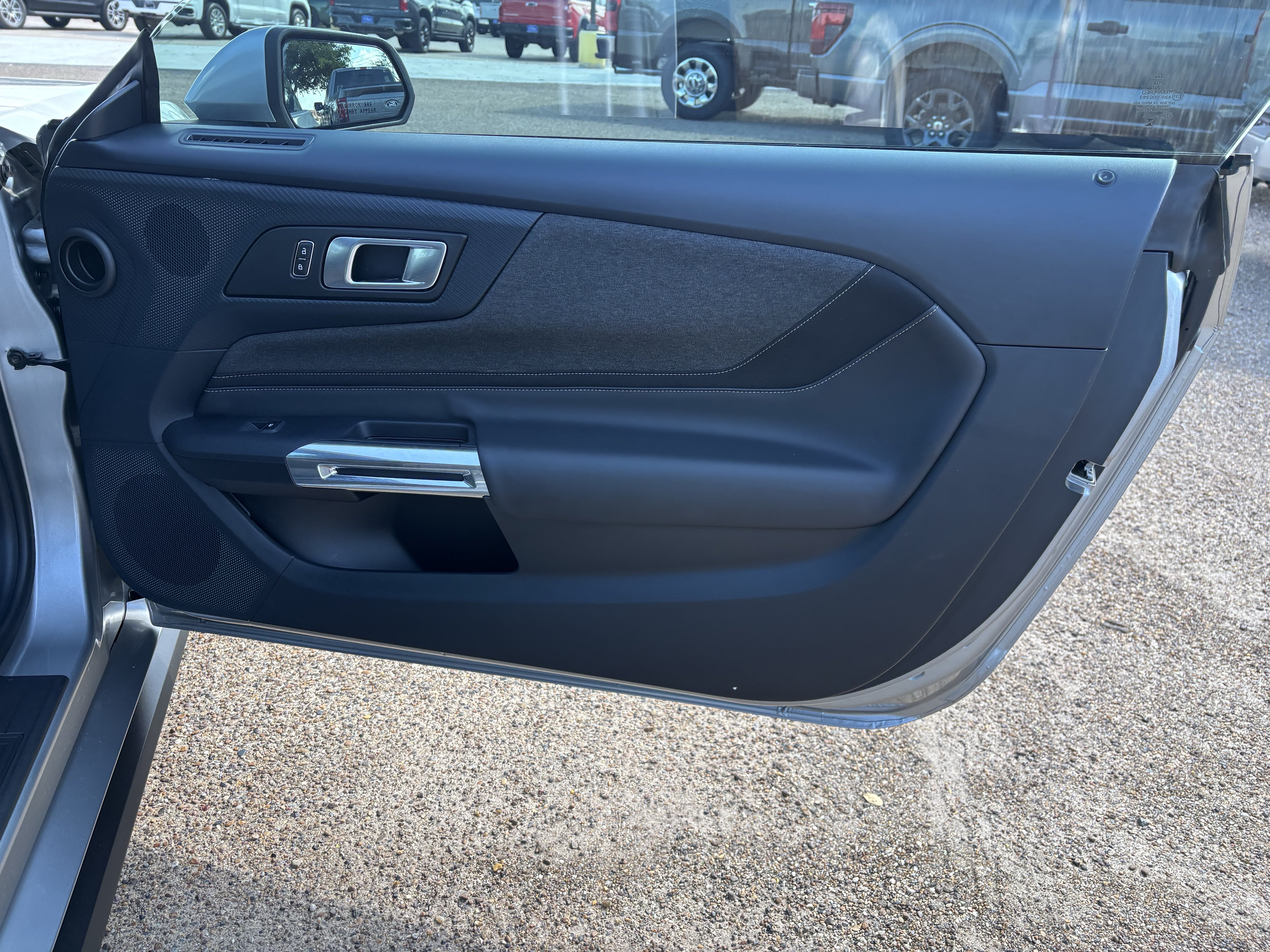 Certified 2024 Ford Mustang Coupe RWD image 16
