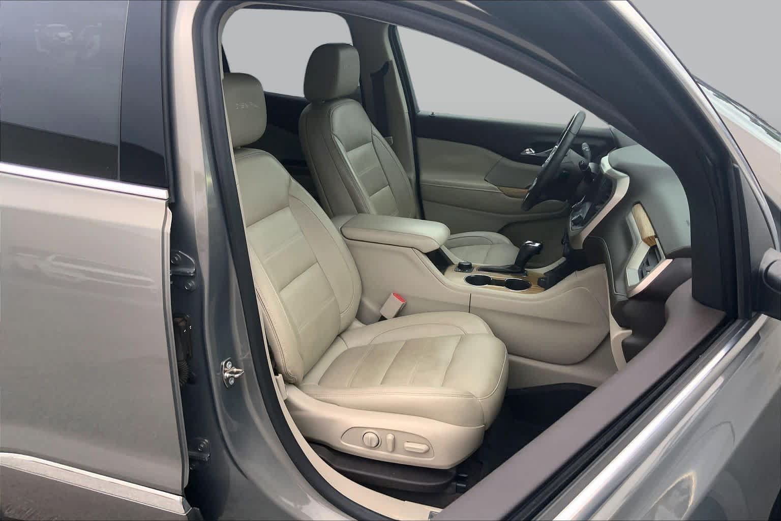 Used 2019 GMC Acadia Denali FWD image 9