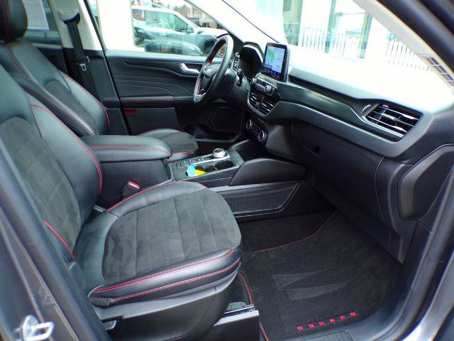 Certified 2022 Ford Escape SEL w/ SEL Stealth AWD Package image 16