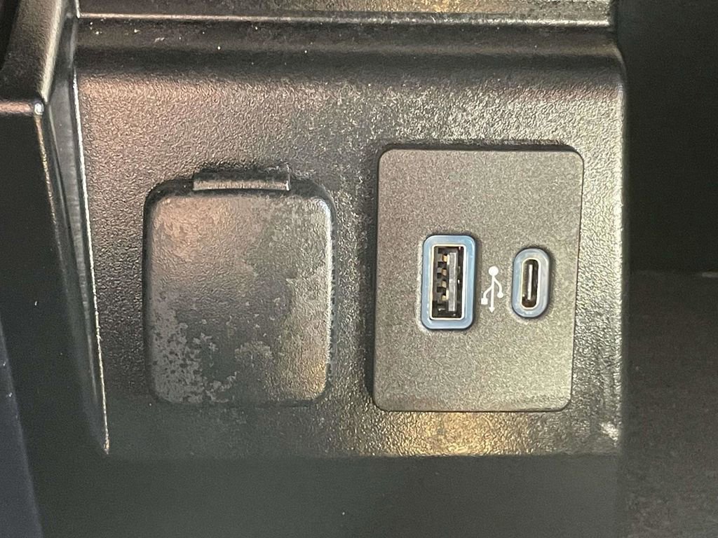 Certified 2023 Ford Explorer ST-Line w/ Class IV Trailer Tow Package image 25