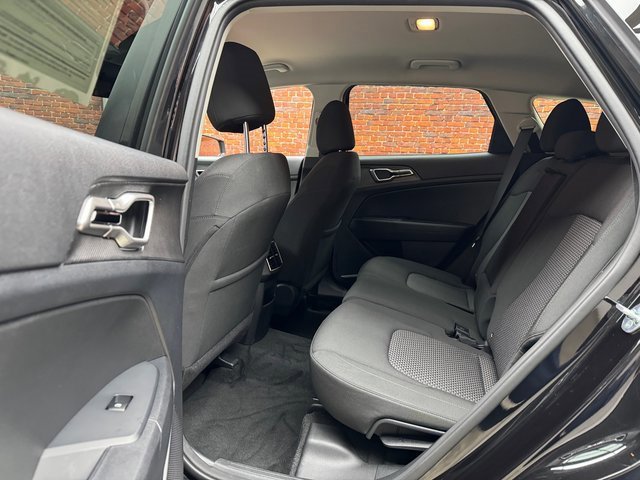 Used 2023 Kia Sportage LX image 24