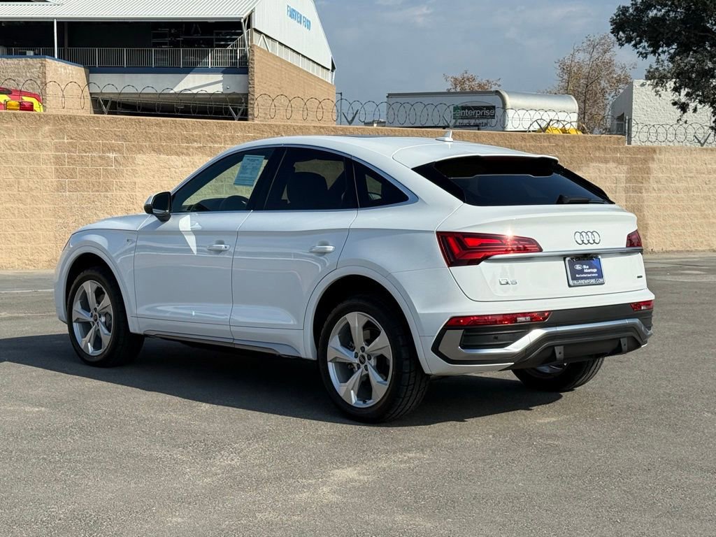 Used 2024 Audi Q5 2.0T Premium Plus w/ Premium Plus Package image 4