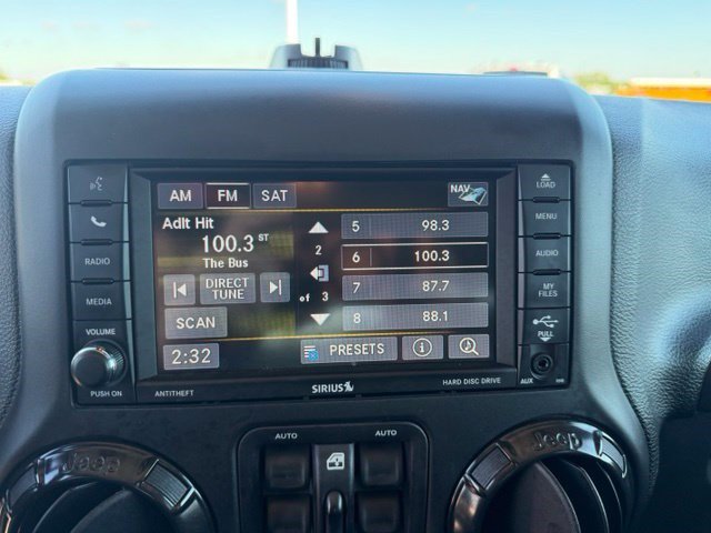 Used 2017 Jeep Wrangler Unlimited Rubicon AWD/4WD image 20