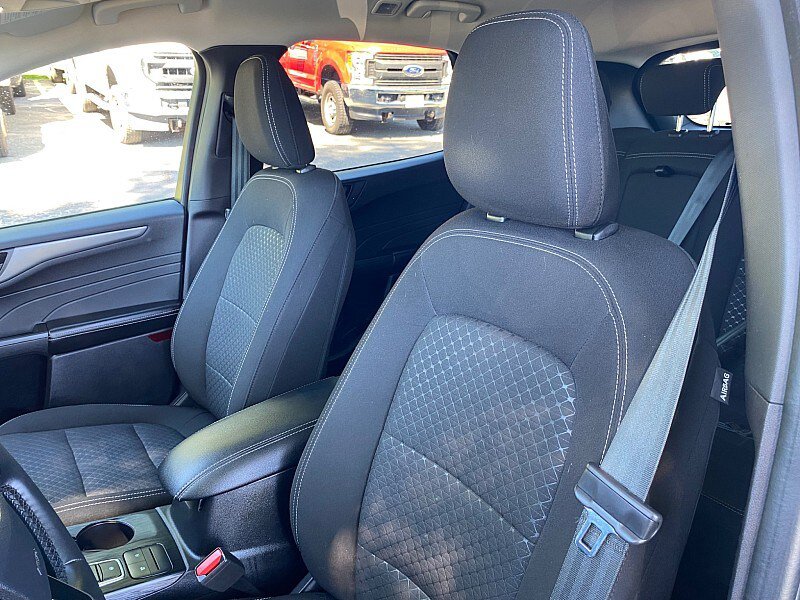 Certified 2023 Ford Escape Active AWD/4WD image 25