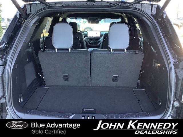 Certified 2025 Ford Explorer ST image 34