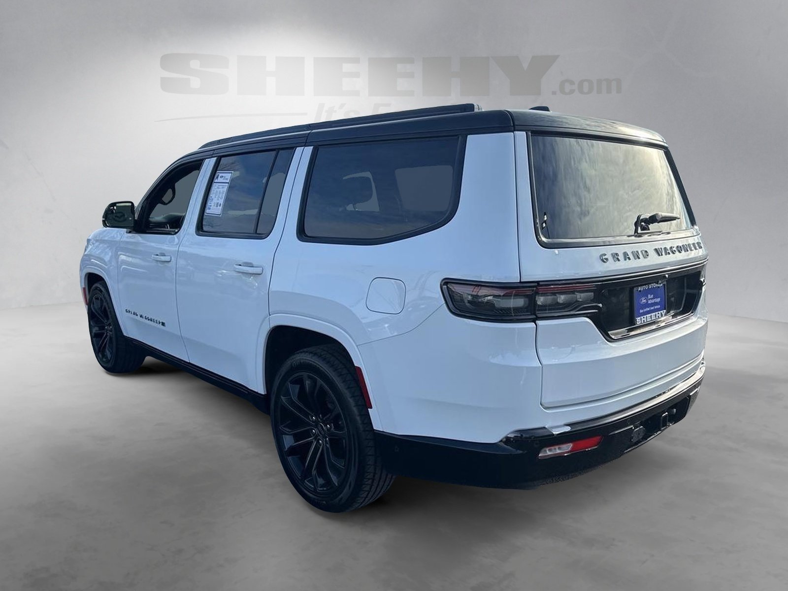 Used 2024 Jeep Grand Wagoneer Series II w/ Quick Order Packagew 28T image 14