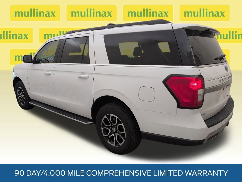 Certified 2023 Ford Expedition Max XLT image 3