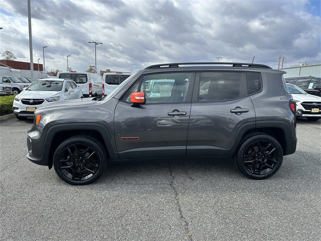 Used 2020 Jeep Renegade Latitude image 2
