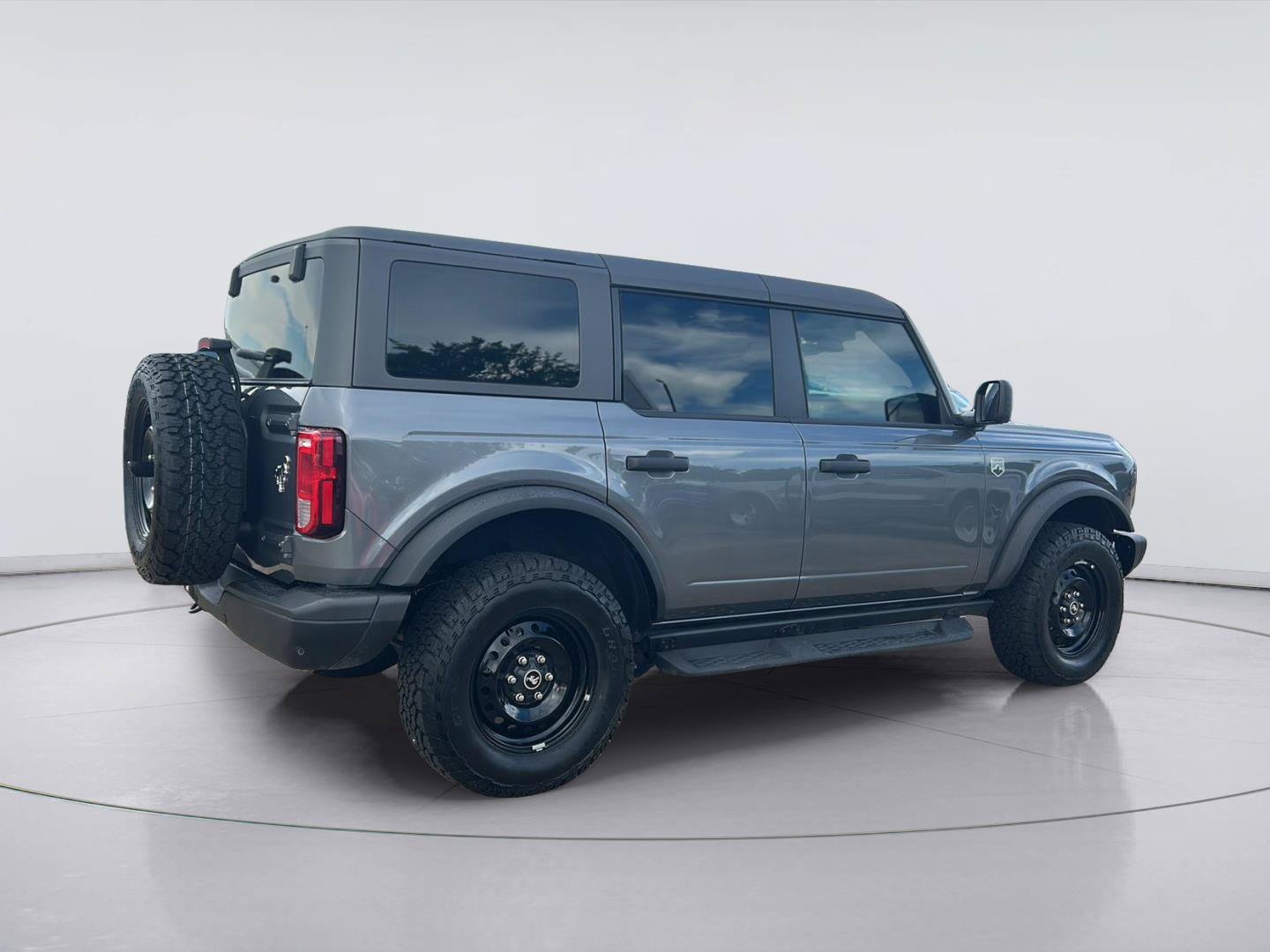 Certified 2026 Ford Bronco Big Bend w/ Black Diamond Package AWD/4WD image 4