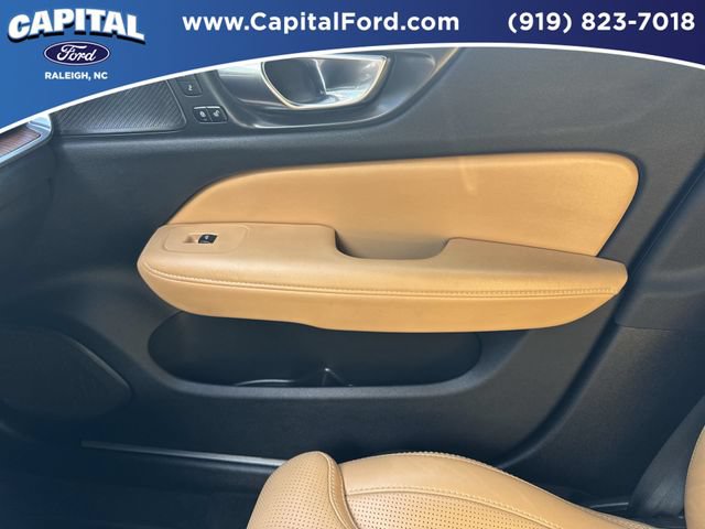 Used 2024 Volvo V60 B5 Cross Country Ultimate AWD/4WD image 29