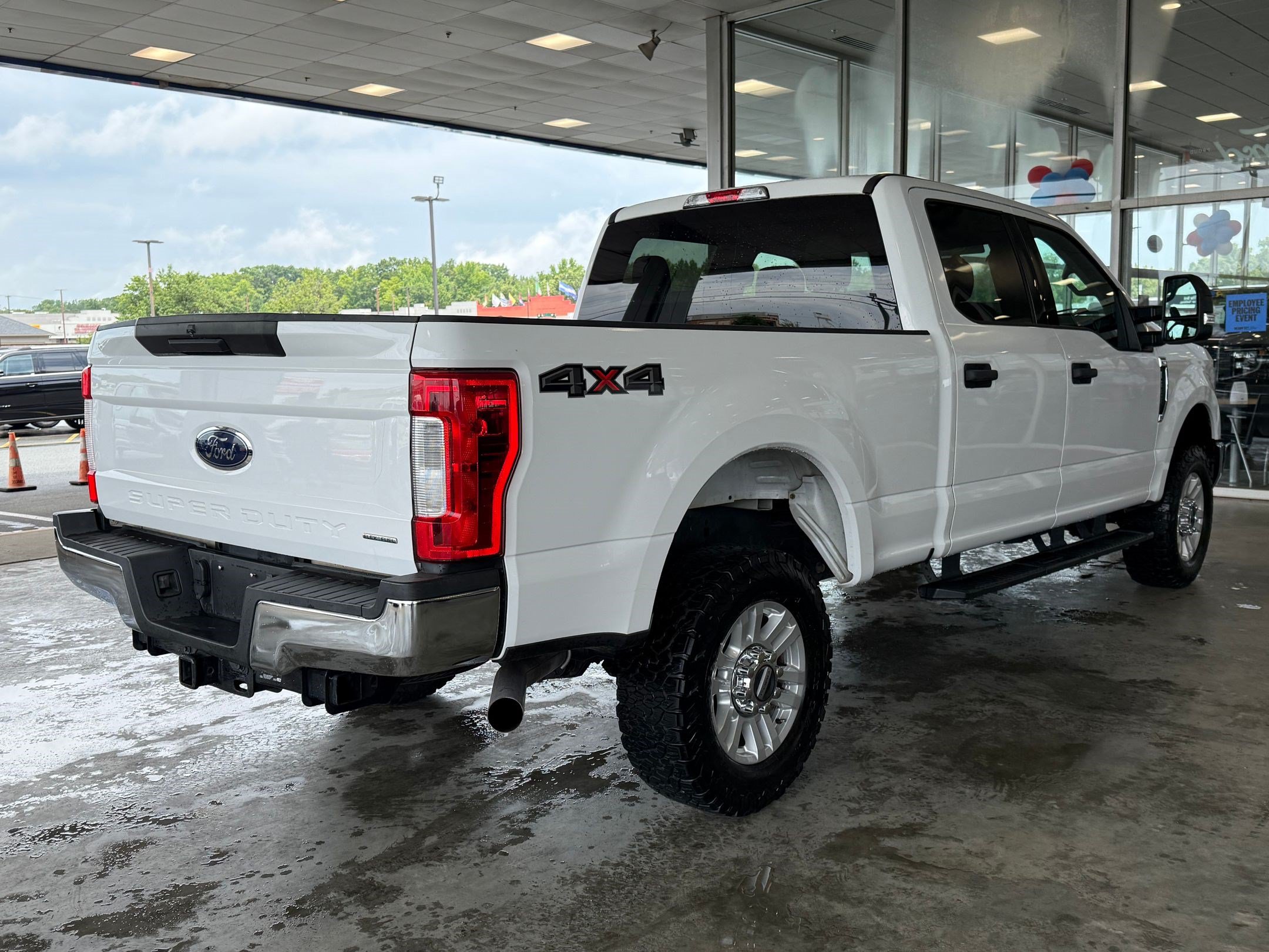 Certified 2019 Ford F250 XLT AWD/4WD image 9