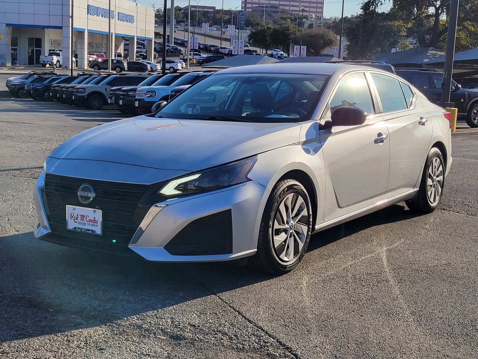 Used 2024 Nissan Altima 2.5 S image 7