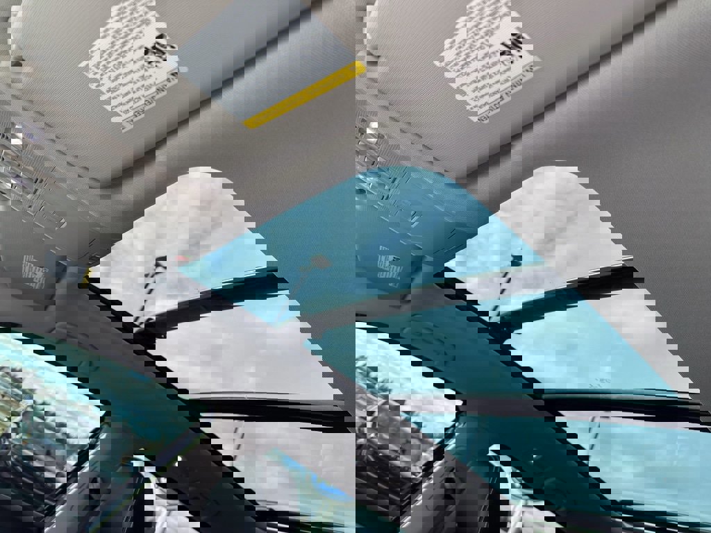 Used 2023 Volkswagen Atlas SE image 34