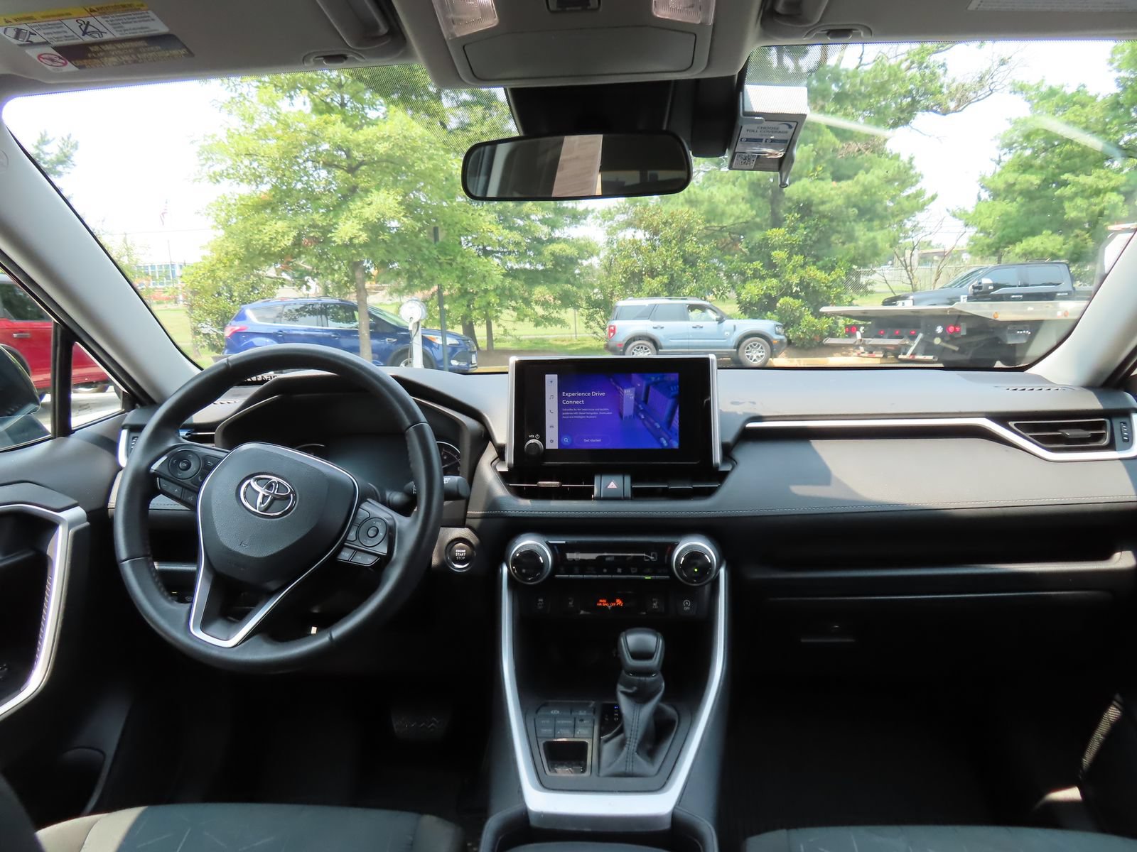 Used 2024 Toyota RAV4 XLE w/ Weather Package AWD/4WD image 14