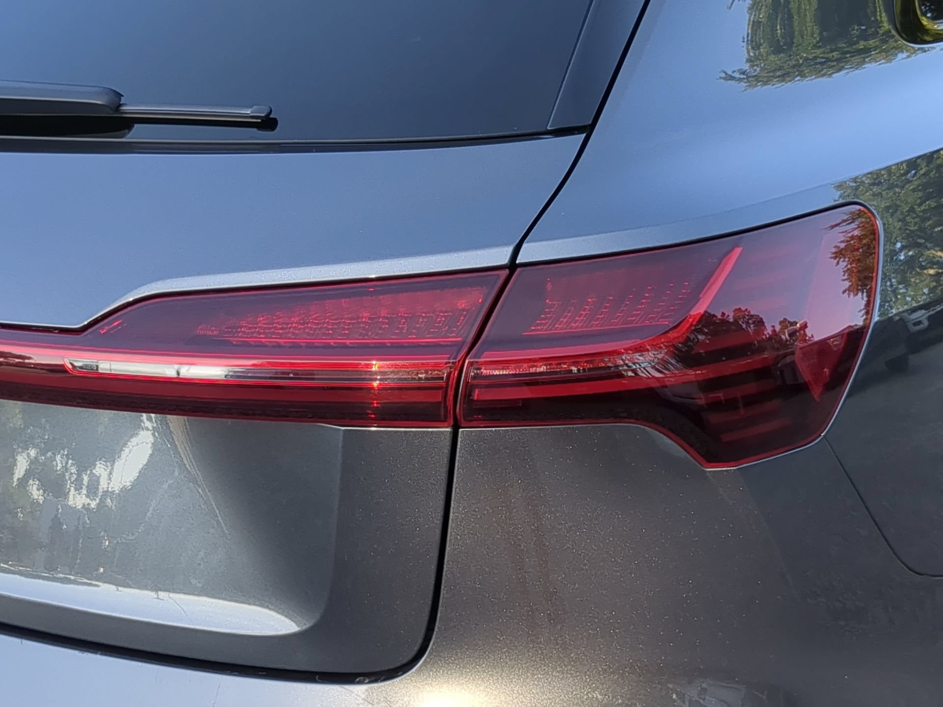 Used 2024 Audi Q8 e-tron Prestige AWD/4WD image 45