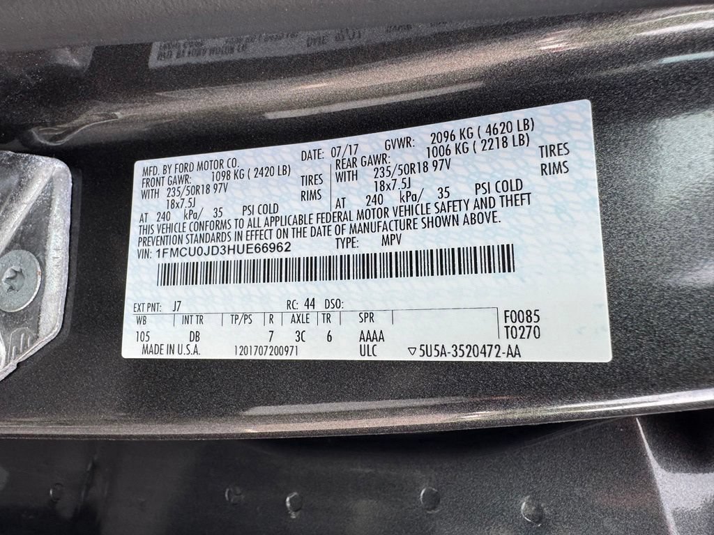 Certified 2017 Ford Escape Titanium FWD image 32