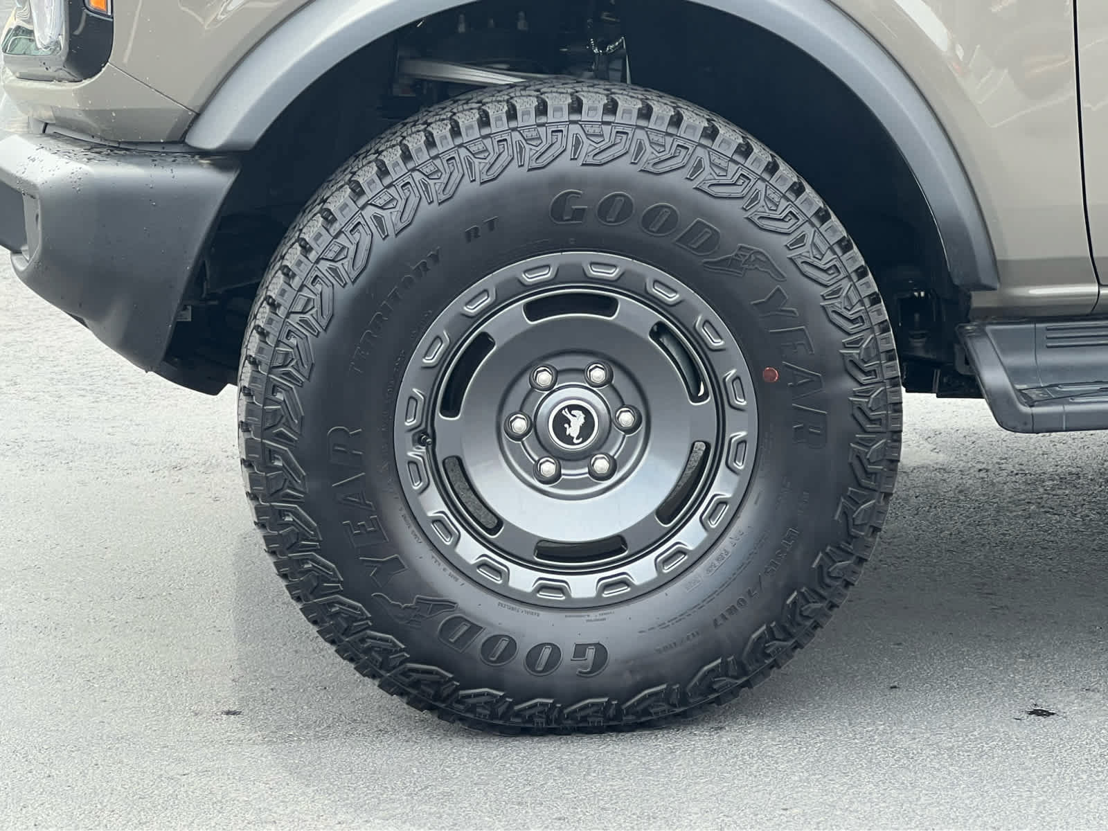 Certified 2025 Ford Bronco Outer Banks w/ Sasquatch Package AWD/4WD image 13