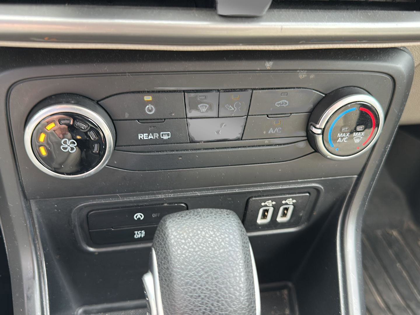 Certified 2019 Ford EcoSport S image 16