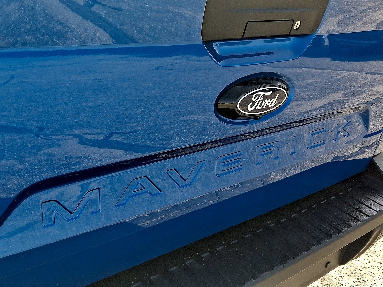 Certified 2025 Ford Maverick XL w/ Equipment Group 102A AWD/4WD image 29