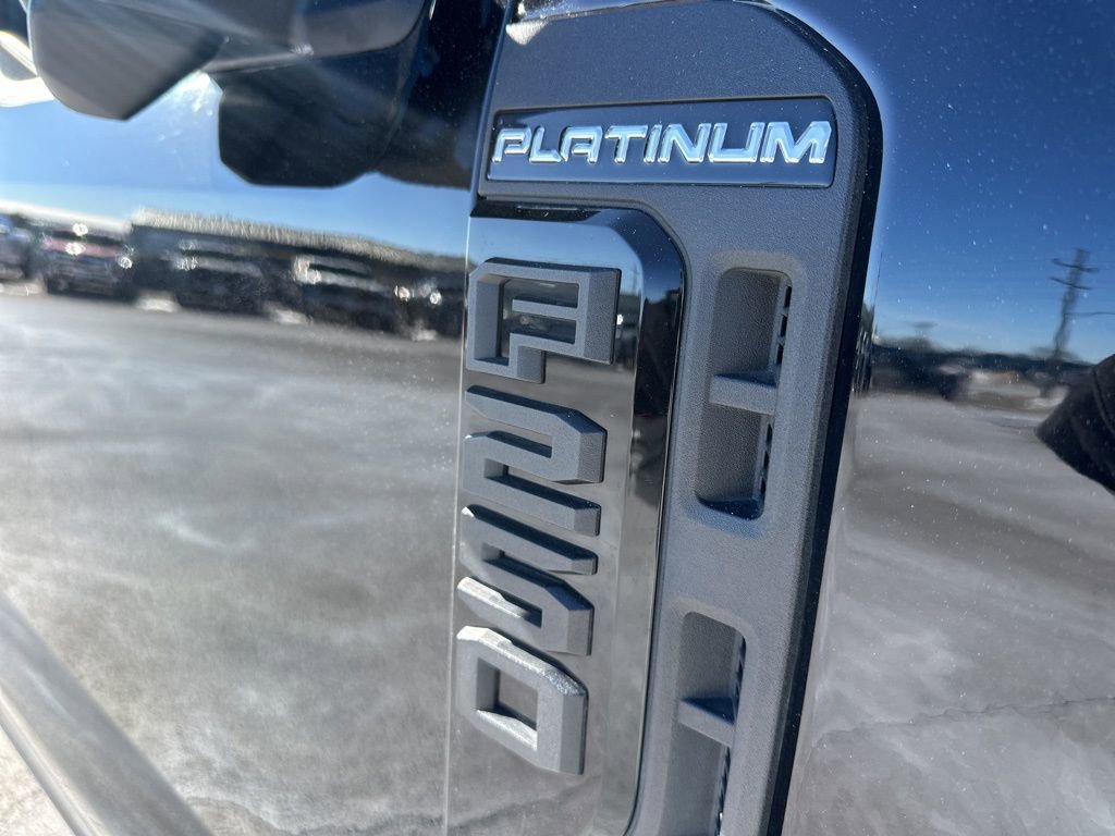 Certified 2025 Ford F250 Platinum image 3
