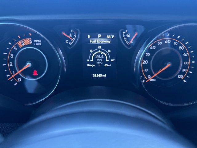Used 2023 Jeep Gladiator Sport AWD/4WD image 16