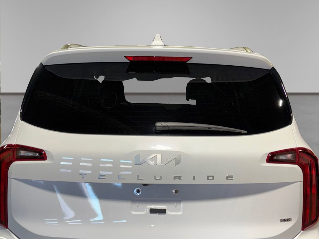 Used 2023 Kia Telluride S w/ S Sunroof Package image 5