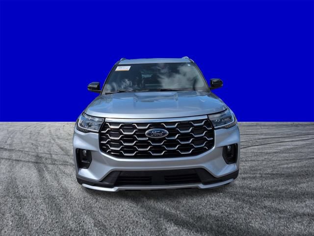 Certified 2025 Ford Explorer Platinum AWD/4WD image 9