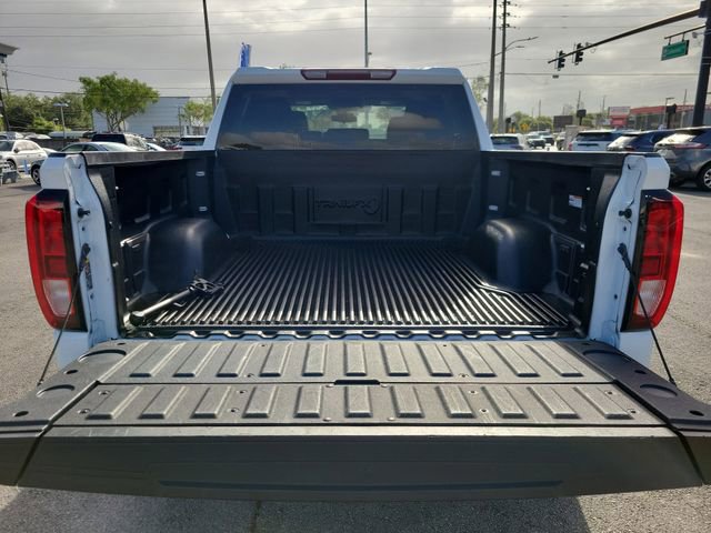Used 2024 GMC Sierra 1500 SLE image 9