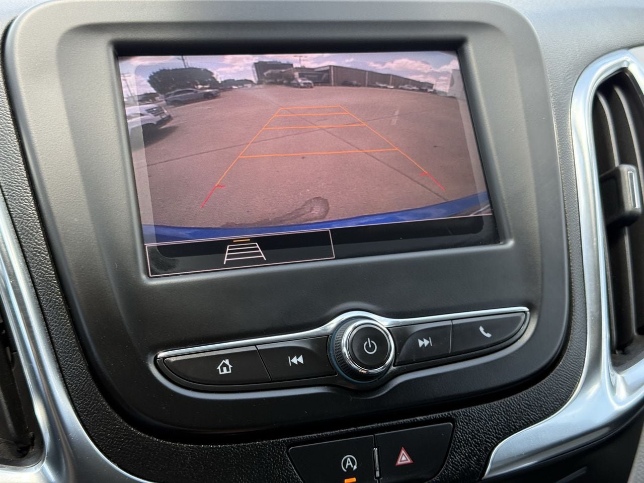 Used 2024 Chevrolet Equinox LS w/ Sport Edition FWD image 18