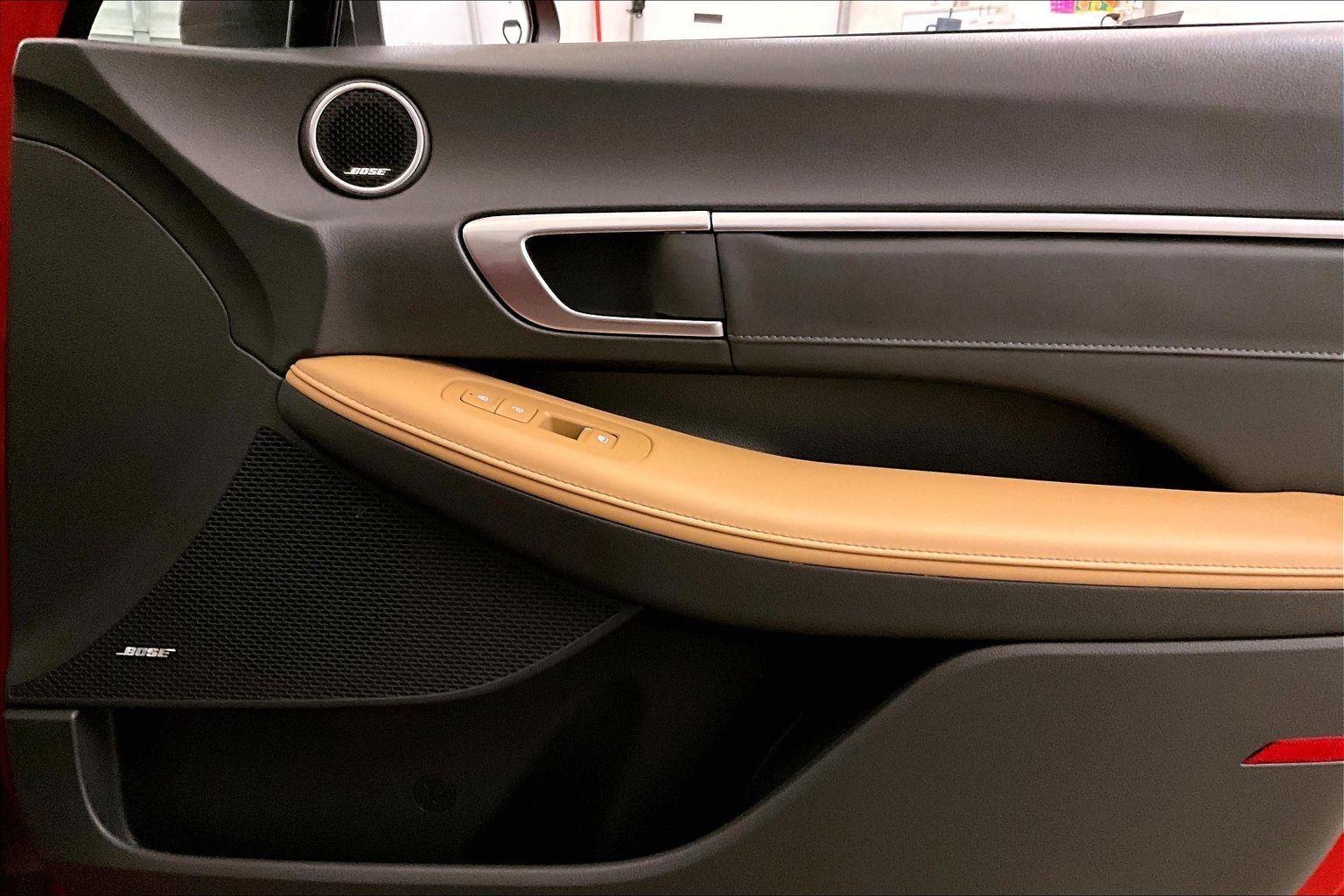 Used 2021 Hyundai Sonata Limited w/ Cargo Package image 23