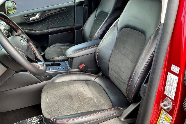 Certified 2022 Ford Escape SEL w/ SEL Stealth AWD Package image 21