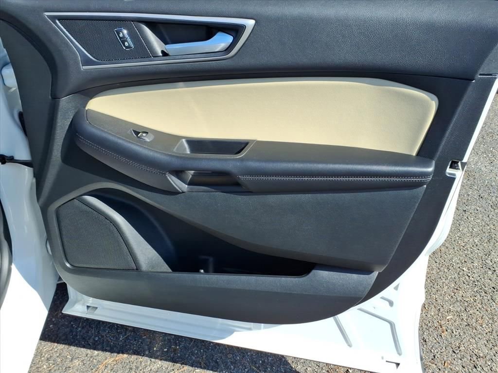 Certified 2023 Ford Edge SEL w/ Convenience Package AWD/4WD image 8