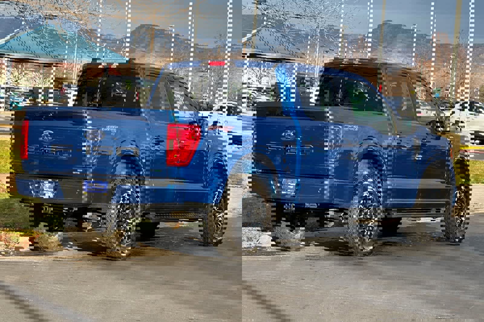 Certified 2023 Ford F150 XLT w/ Equipment Group 302A High image 5