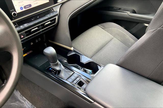 Used 2025 Toyota Camry LE FWD image 17