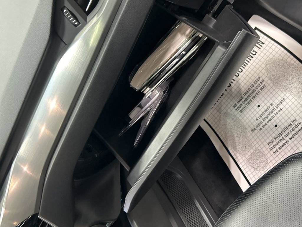 Certified 2022 Ford Escape Titanium image 43