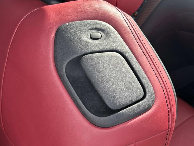 Used 2022 INFINITI Q60 Red Sport 400 w/ Carbon Fiber Package image 22