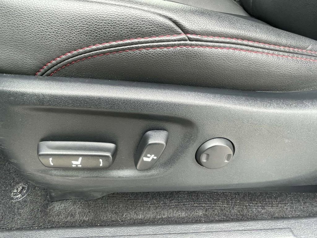 Used 2024 Toyota 4Runner TRD Off-Road Premium image 15