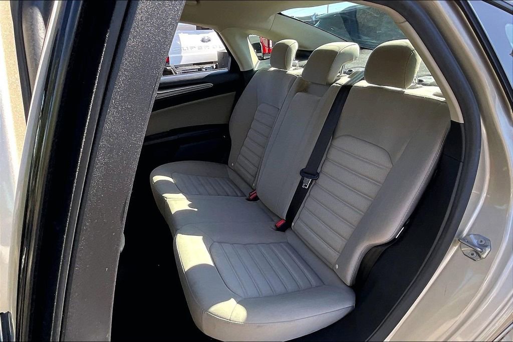 Certified 2019 Ford Fusion S FWD image 23