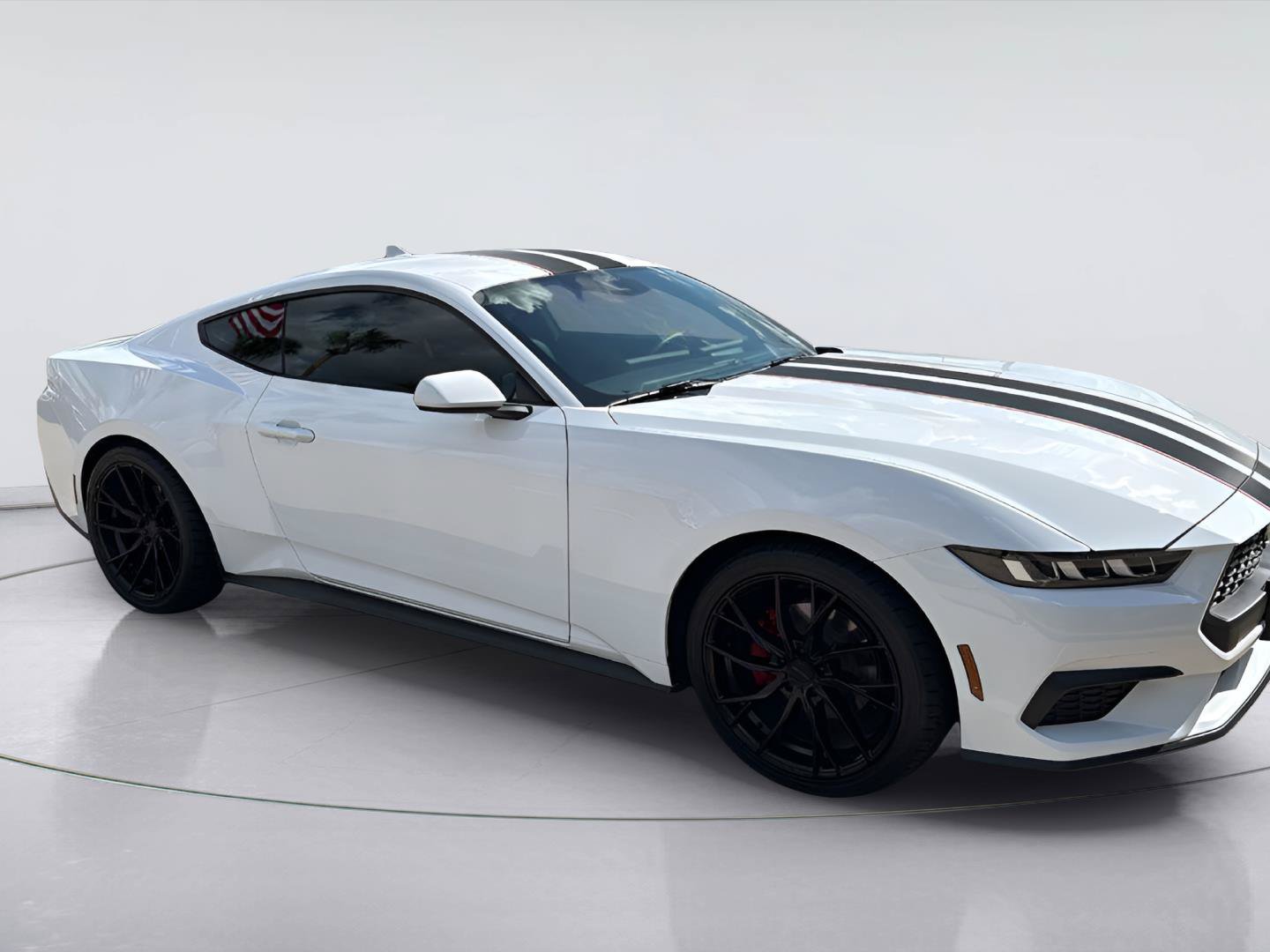 Certified 2024 Ford Mustang Coupe RWD image 5