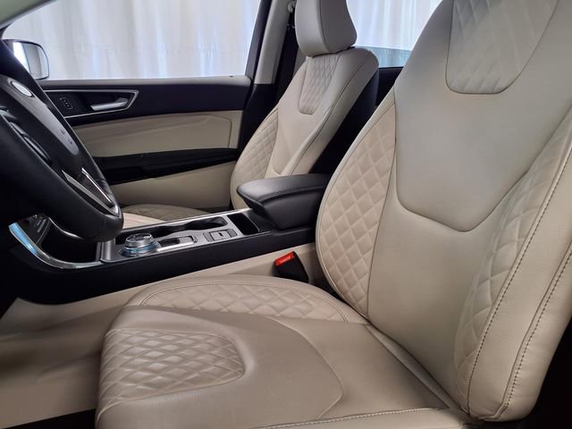 Certified 2024 Ford Edge Titanium AWD/4WD image 3