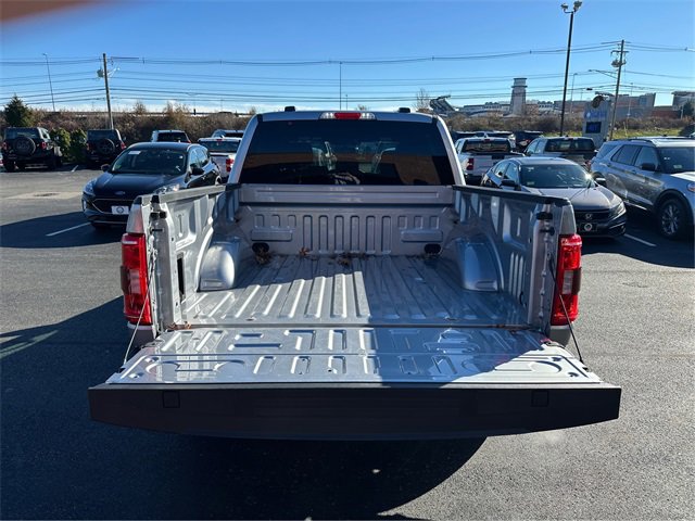 Certified 2022 Ford F150 XLT w/ Equipment Group 302A High image 11