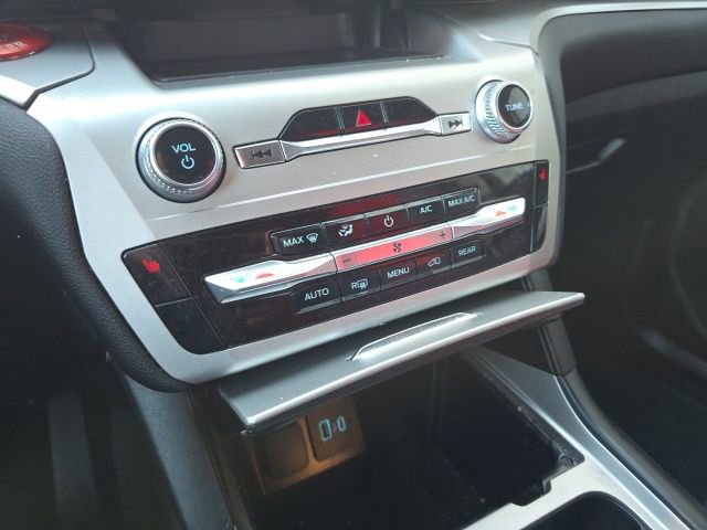 Certified 2022 Ford Explorer XLT image 13