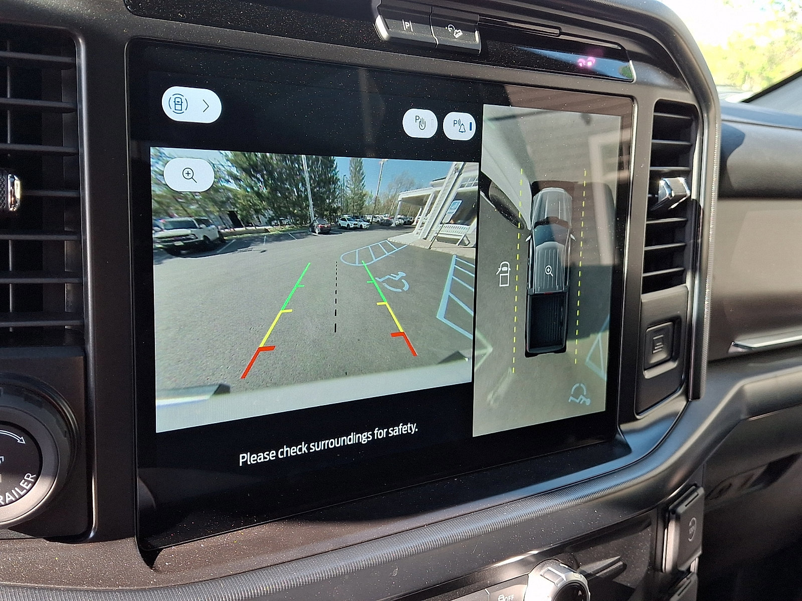 Certified 2025 Ford F150 Platinum w/ Equipment Group 702A High AWD/4WD image 20