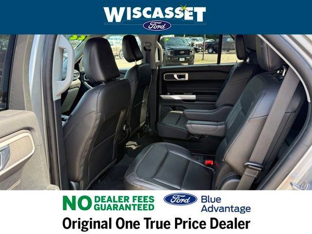Certified 2022 Ford Explorer XLT w/ Equipment Group 202A image 12