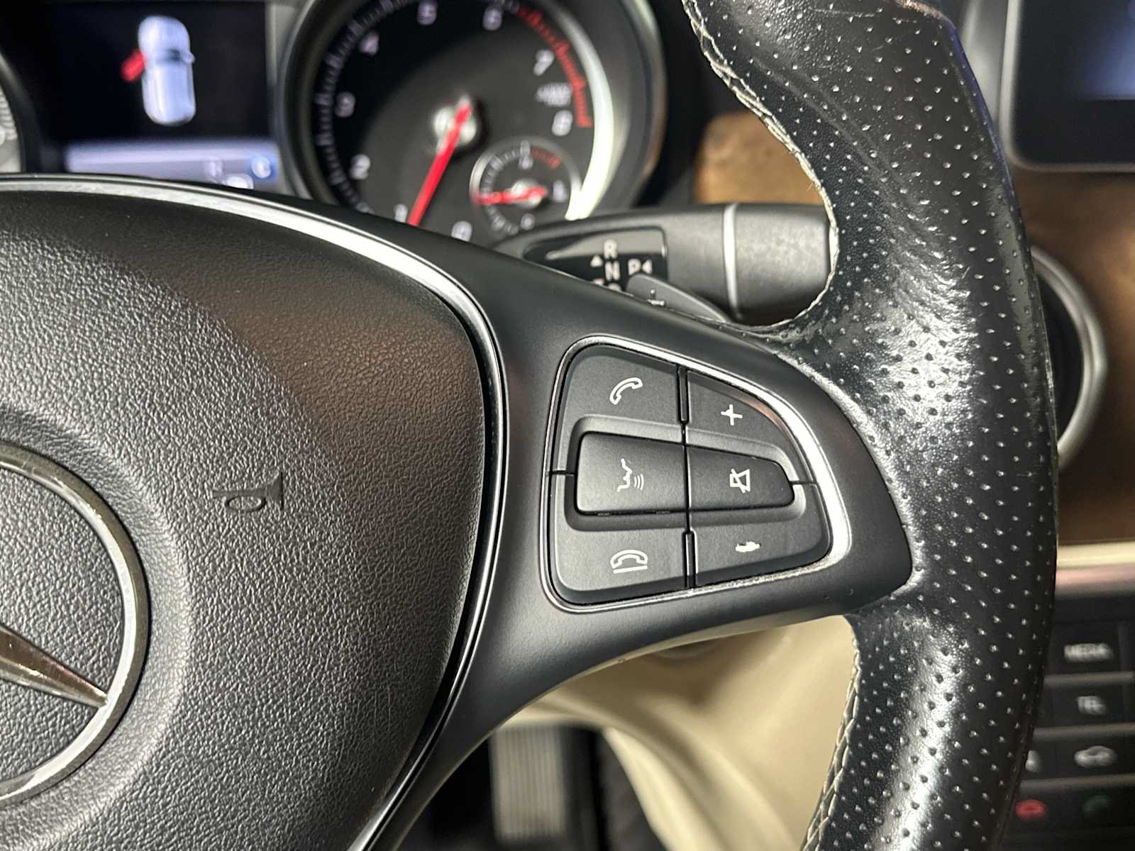 Used 2019 Mercedes-Benz GLA 250 image 32