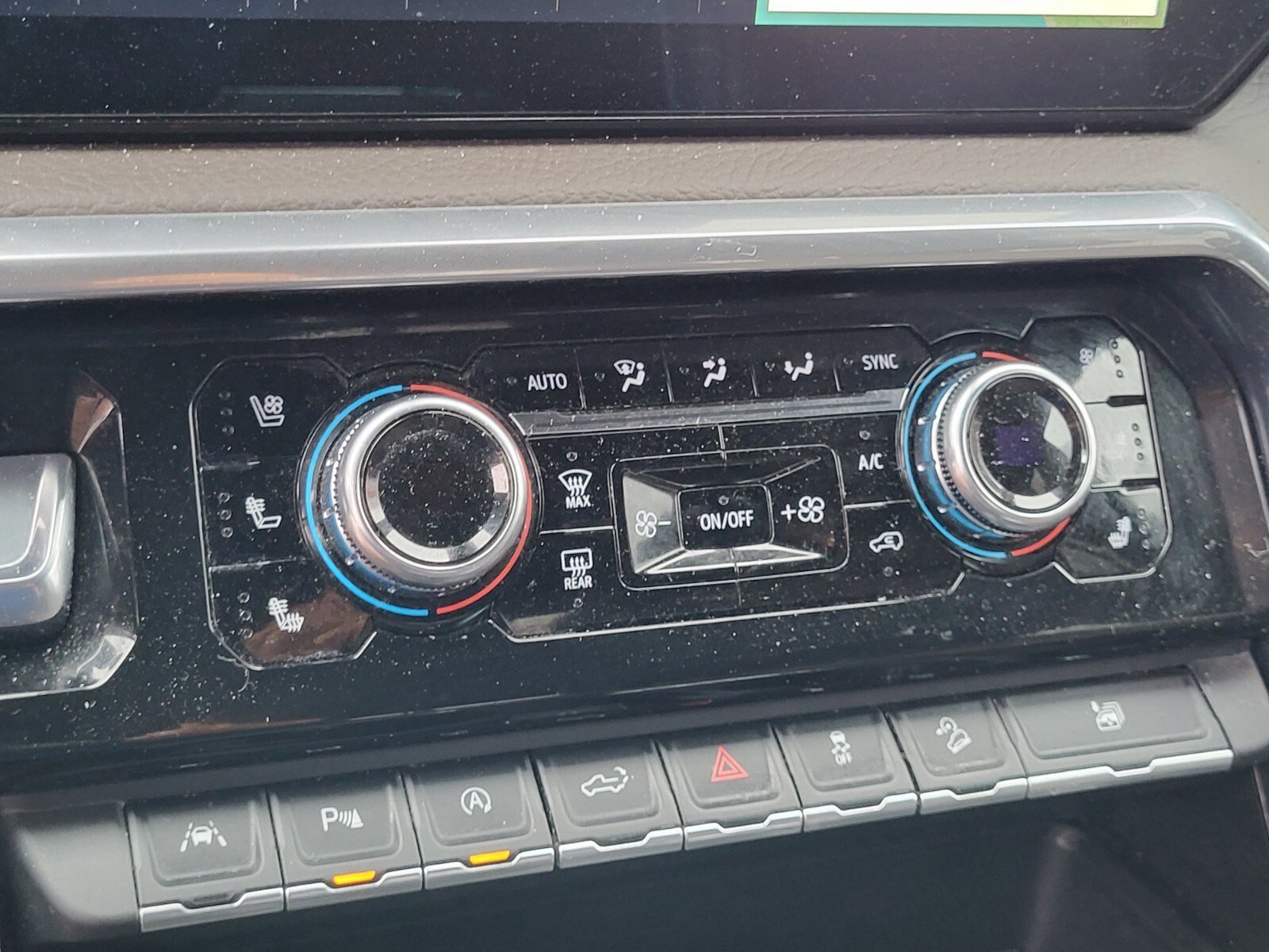 Used 2023 GMC Sierra 1500 Denali w/ Technology Package AWD/4WD image 24