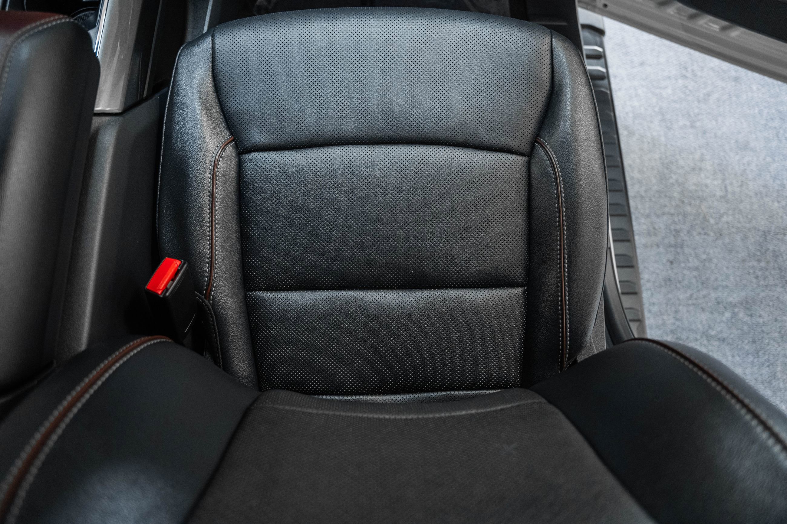 Certified 2023 Ford F150 Lariat w/ Equipment Group 502A High image 39