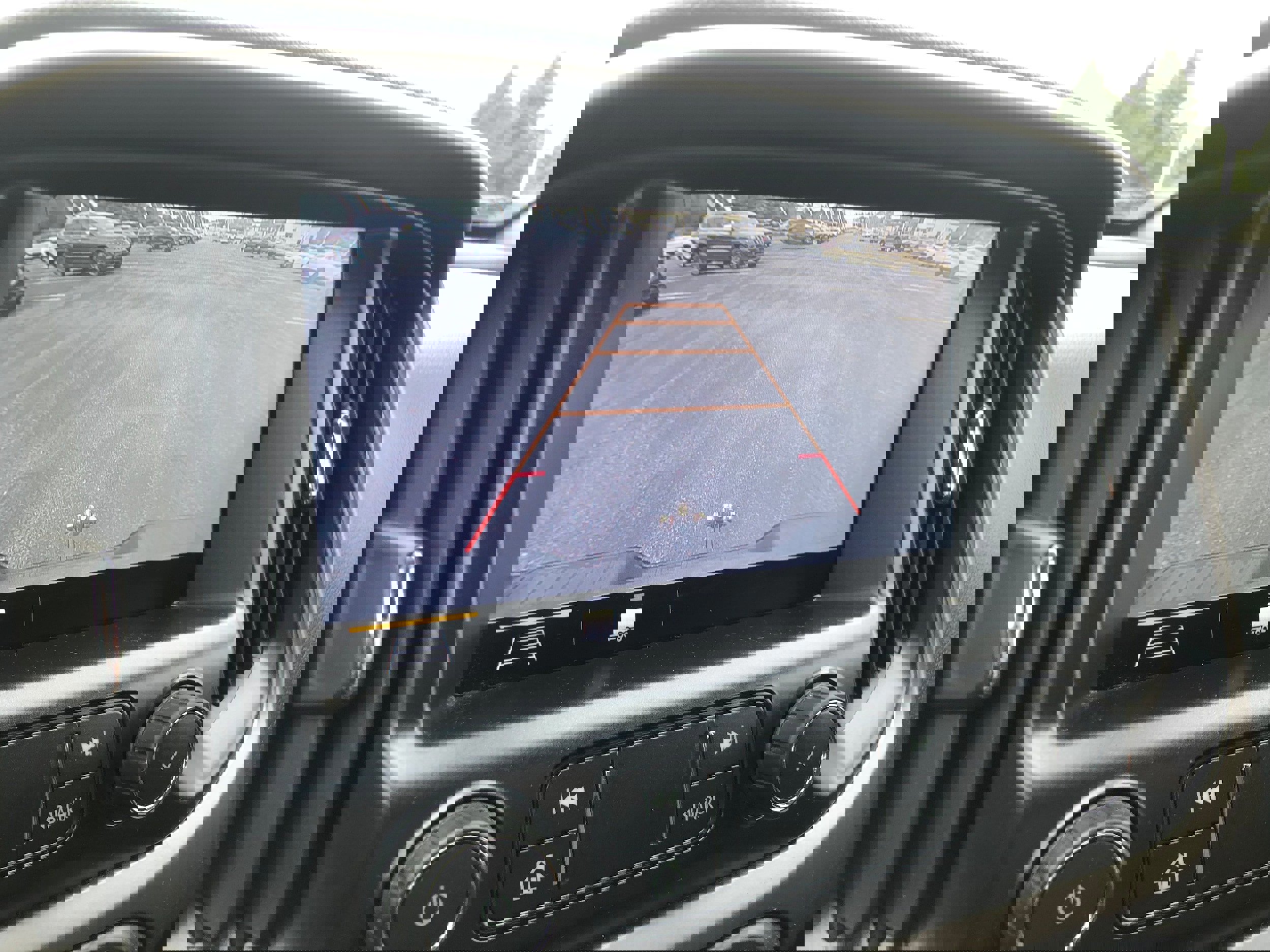 Used 2019 Chevrolet Colorado Z71 image 18